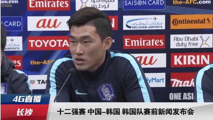 此前有报道称哈维和体育总监德科在球员的选择上发生了争执，拉波尔塔、索莱尔、马西普、尤斯特以及德科等俱乐部体育委员会成员已经失去了对哈维的信任，巴萨主帅的位置已经不再稳固。